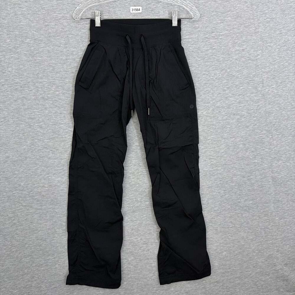 Lululemon Women's Size 0 Black Dance Studio Mid-Rise Straight Leg Pants